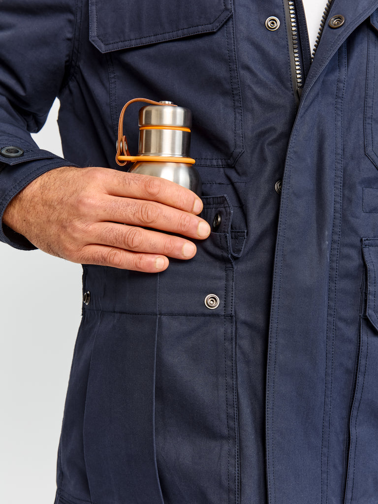 Close up of pocket detail of FRAHM Ventile Thermal Field 2026 Classic Navy